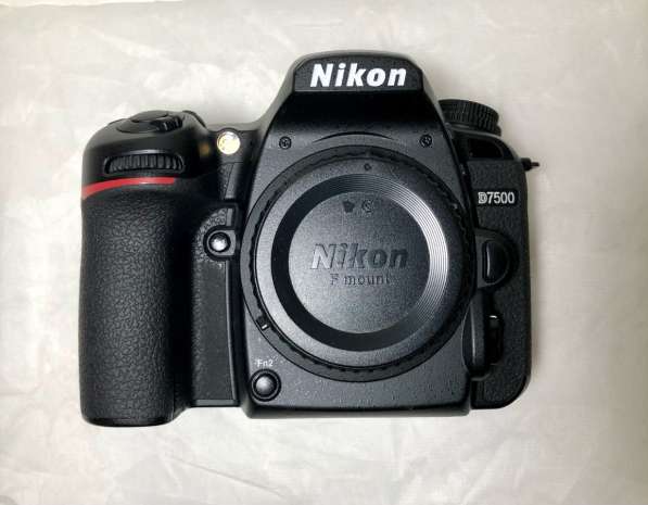 Nikon D7500 Kit 18-105mm f/3.5-5.6 + 50mm f/1.8 в Королёве фото 4