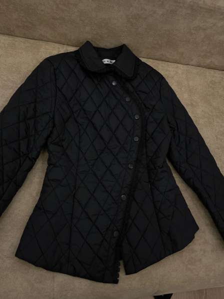 Женская куртка в Новом Уренгое