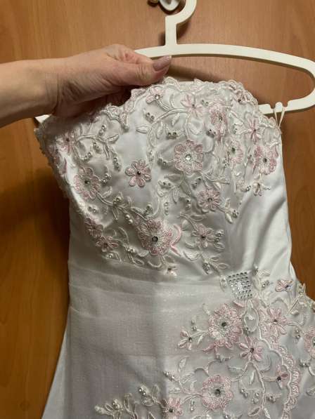 Платье свадебное