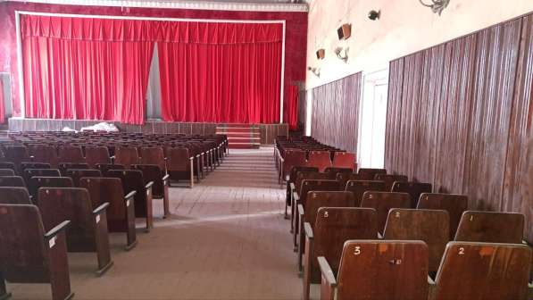 Дворец культуры 3750 м. кв, Зугрес в фото 3