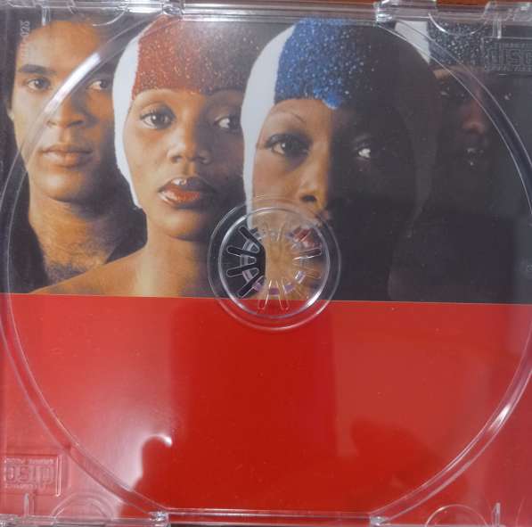 Продам cомпакт диск в 