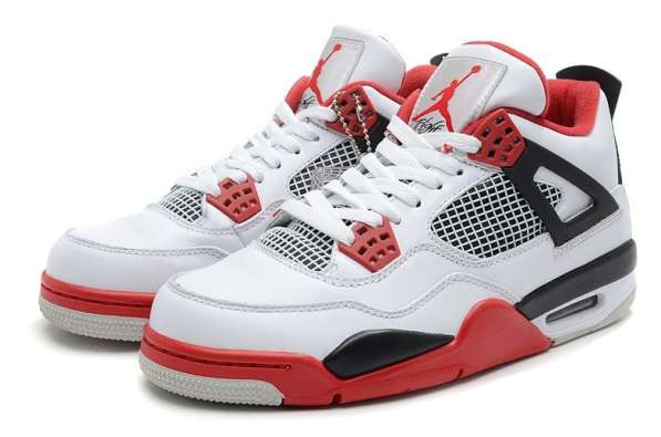 Nike Air Jordan 4 red в Москве фото 5