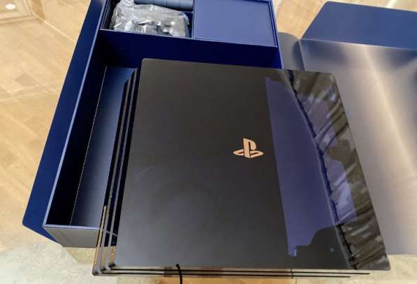 Sony ps 4 pro Лемингтоне версия