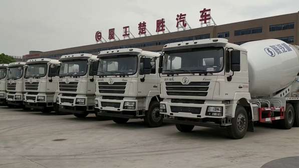 Автобетоносмеситель SHACMAN F3000, 6х4, Euro V в Челябинске фото 6
