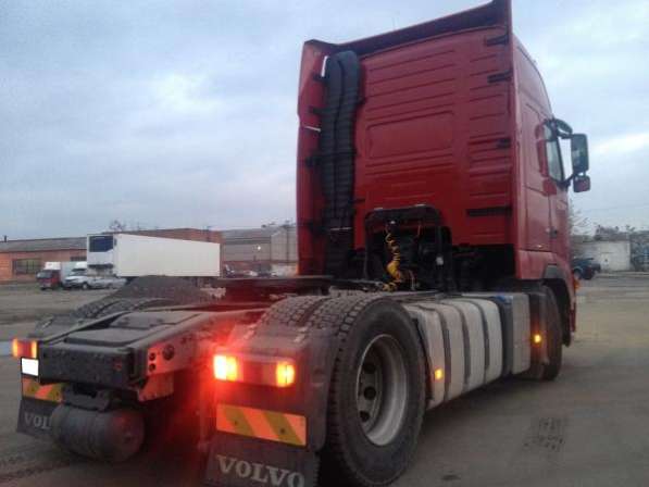 Volvo FH 13.440 в Москве фото 3