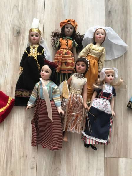 Куклы фарфоровые в Владивостоке