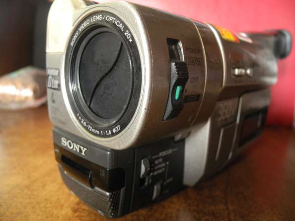 Видеокамера Soni Handycam vision CCD- TRV66E PAL в Гусь Хрустальном фото 4