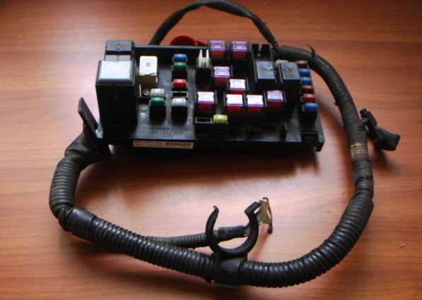 Блок предохранителей Subaru. Код: 82241FG010