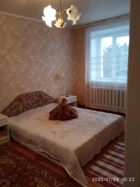 Продается коттедж 3х этажный кирп. 150 кв.м участок 30 соток в Великом Новгороде