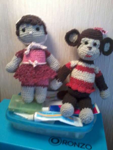 Вязаные игрушки кукла в фото 18