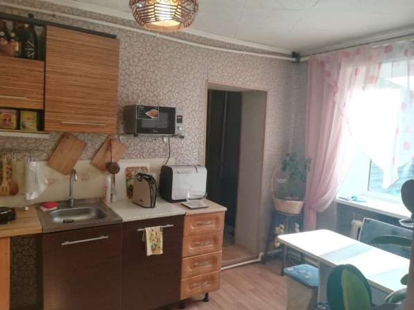 Продаю двухкомнатную благоустроенную квартиру в кирпичном до в Томске