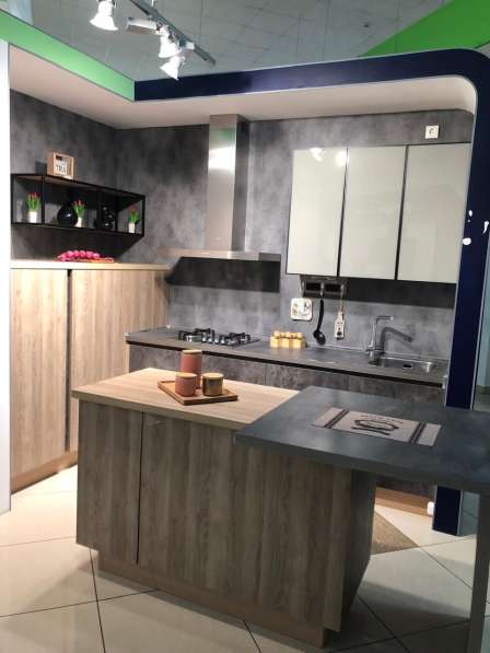 Кухня с островом