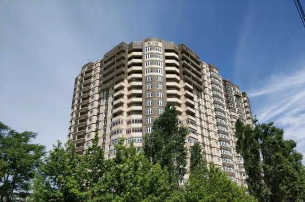Продам трехкомнатную квартиру в Краснодар.Жилая площадь 96 кв.м.Этаж 12.Дом кирпичный.