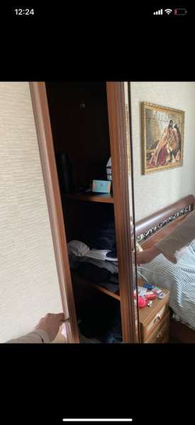 Кровать двуспальная, шкаф и тумбочка в Москве фото 3