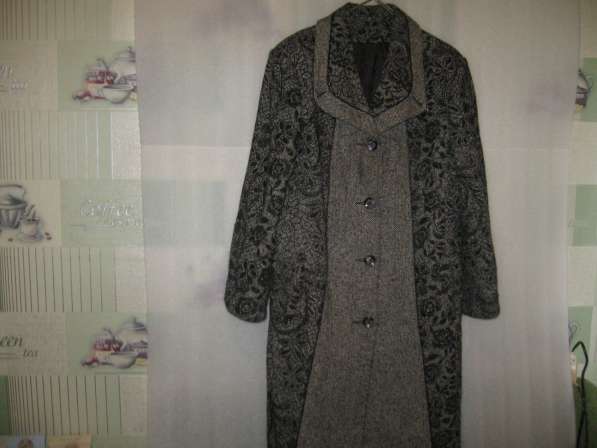 Женское пальто в Пятигорске