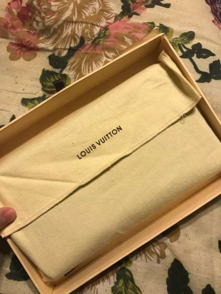 Кошелёк Louis Vuitton в Москве фото 6