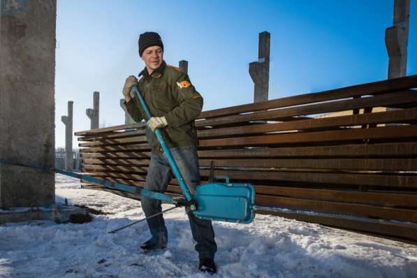 Аренда лебедки 3,2 тонны, помощь людьми в Волгограде фото 3