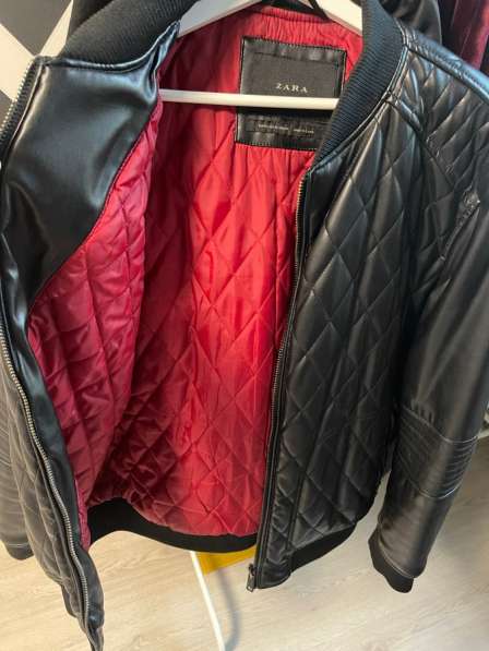Куртка Zara мужская чёрная xl в фото 4