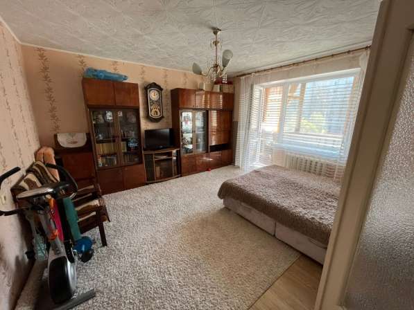 Продается 1-комнатная квартира, Омская, 195 в Омске фото 3