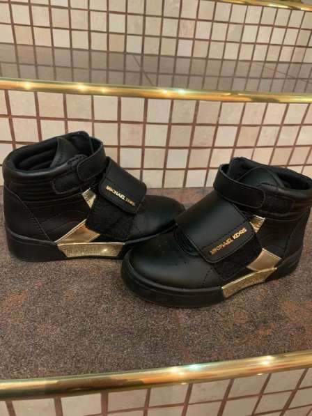 Ботинки для девочки Michael Korss в Химках фото 3