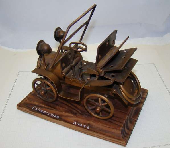 Скульптура Старинный автомобиль (W929) в Москве фото 5