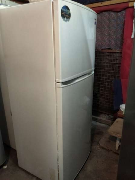 Продам БУ холодильник Самсунг