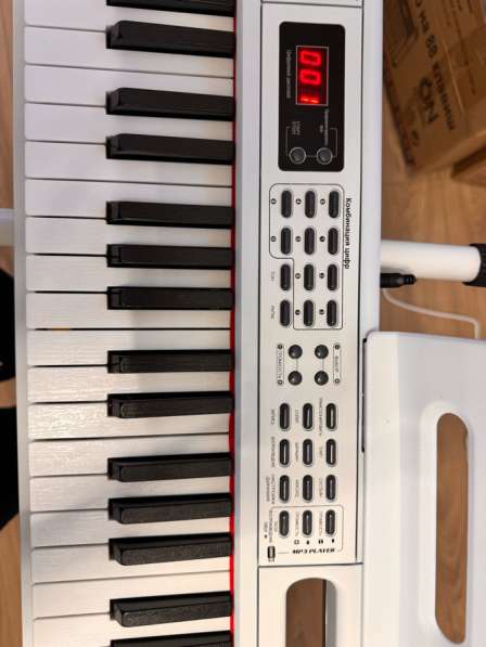 Продам цифровое пианино Maestro в Москве фото 3