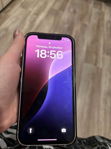 Продам iPhone 12 на 256 Гбит в Новосибирске