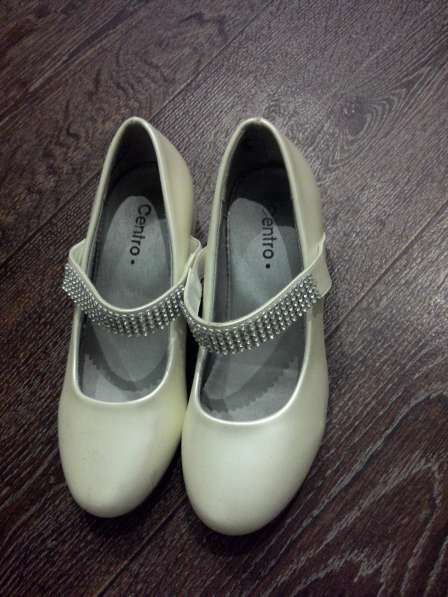 Обувь для девочек в Сочи