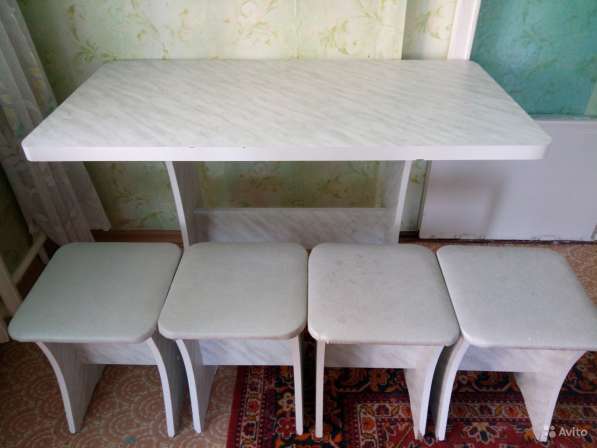 Стол с банкетками в Адлере фото 4