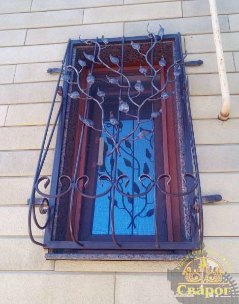 Решетки на окна кованые - лучшая защита жилья в фото 9