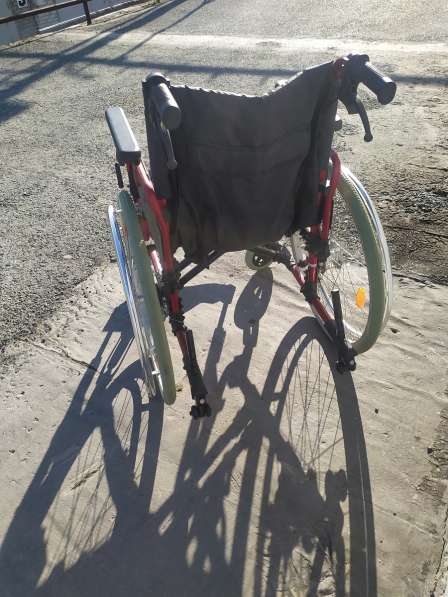 Продаю надёжную кресло-коляску в Тюмени