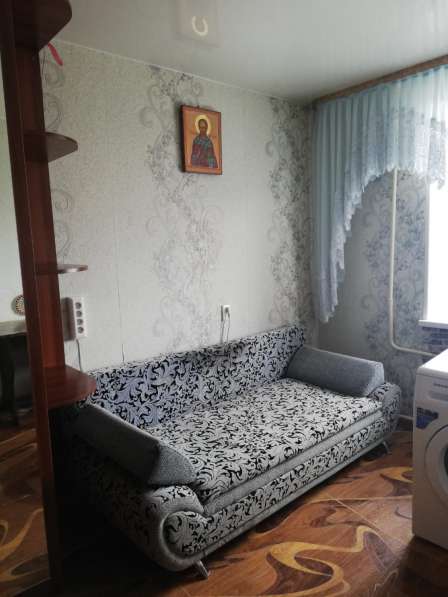 Продам 1-комнатную секционку (2-й микрорайон) в Томске