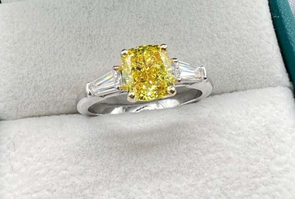 Золотое кольцо с бриллиантами 1.77 карата в Махачкале фото 3