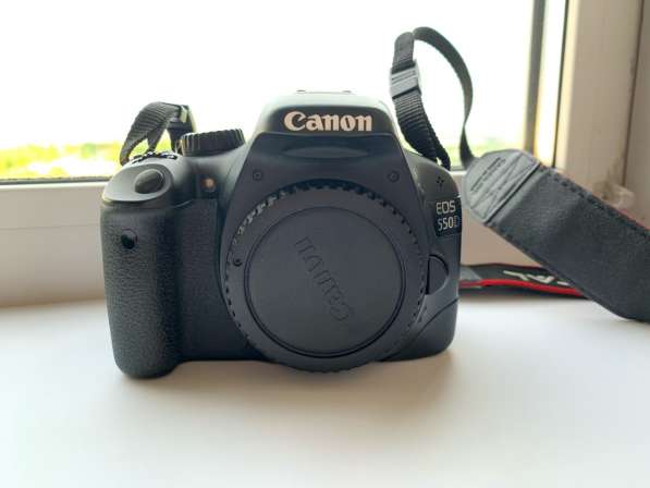 Фотоаппарат зеркальный Canon 550d