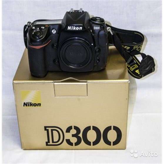 Nikon D300 body + батарейный блок (Обмен)