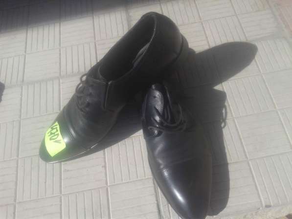 Продам, обмен туфли фирменные, кожаные от Carlo Pasolni