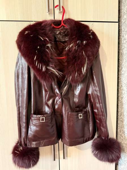 Продам куртки