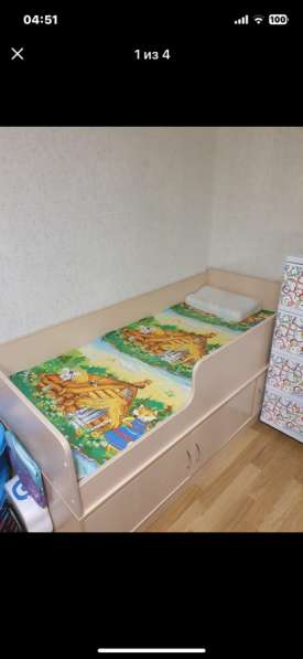 Кровать