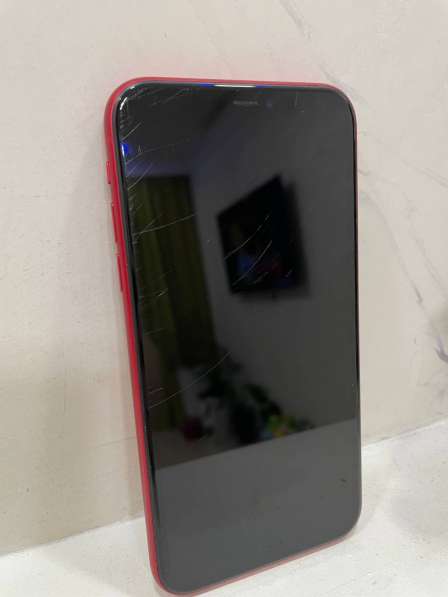 IPhone 11 red в Красноярске фото 6