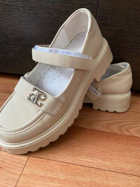 Туфли школьные