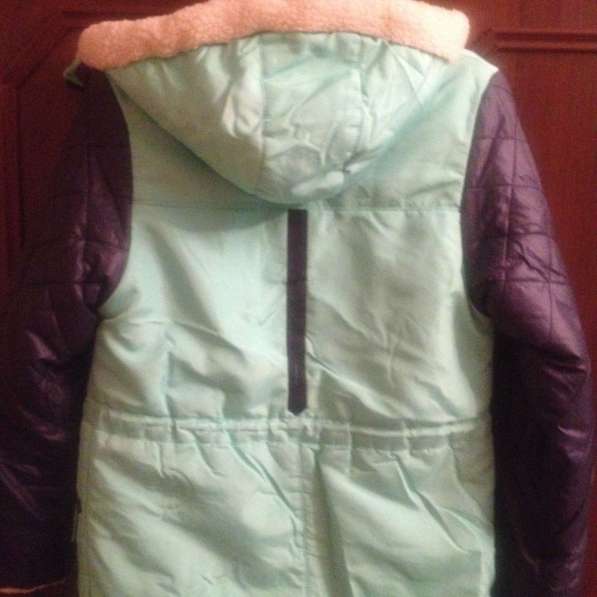 Продам зимнюю удлиненную куртку в фото 4