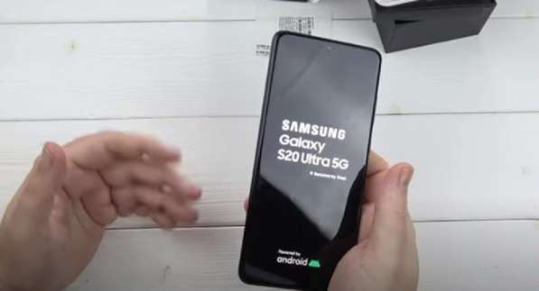 ПРОДАМ. Samsung Galaxy S20 Ultra 5G 12Gb/512Gb 104mpx 6.9