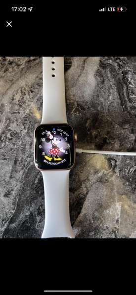 Часы Apple Watch SE (2021) GPS 40mm