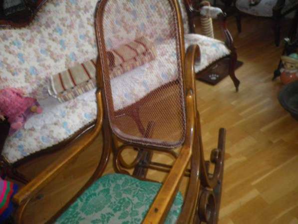 Старинное кресло качалка в Москве фото 3
