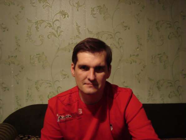 Андрей, 40 лет, хочет пообщаться