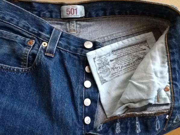 Продам новые джинсы LEVI'S оригинальные 501 W32 L34 в Красноярске фото 3
