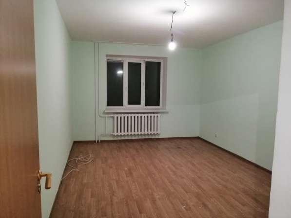 Продам 2-х комнатную квартиру с хорошим ремонтом в Тюмени фото 3