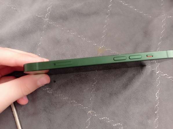 Прадаёться айфон 13 в Москве фото 3