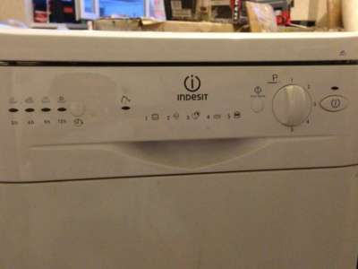 Посудомоечная машина 1 год Indesit